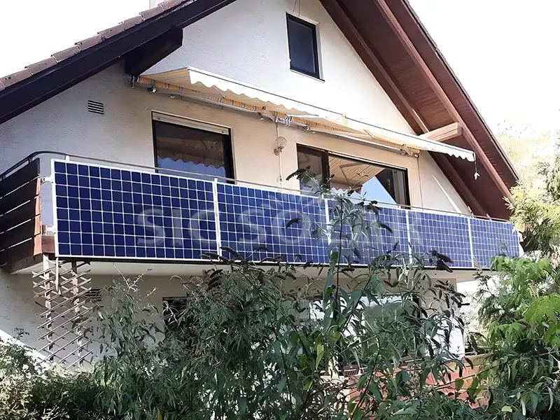 Support de balcon solaire de 2,5 kW au Danemark