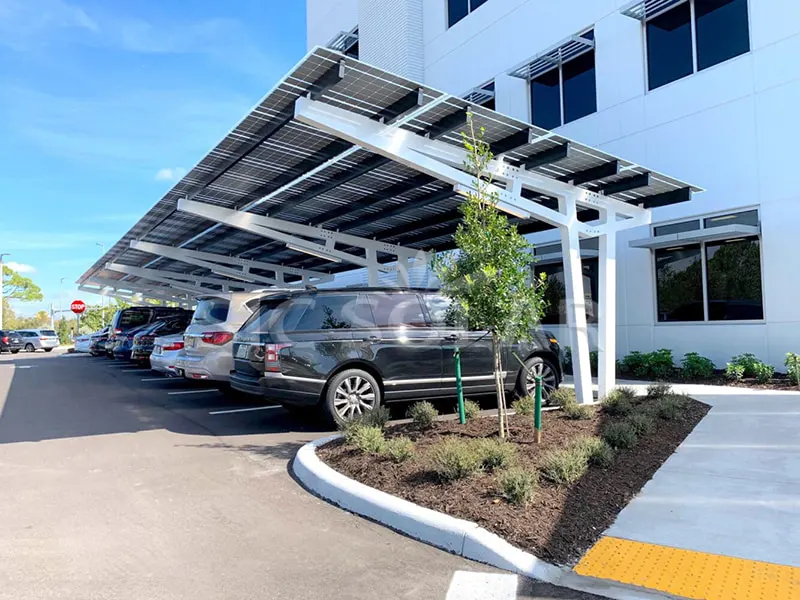 Système de support de carport simple face de 25 kW au Royaume-Uni