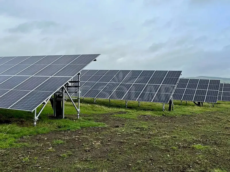 Support de montage au sol de type W pour panneau solaire de 2 MW au Brésil