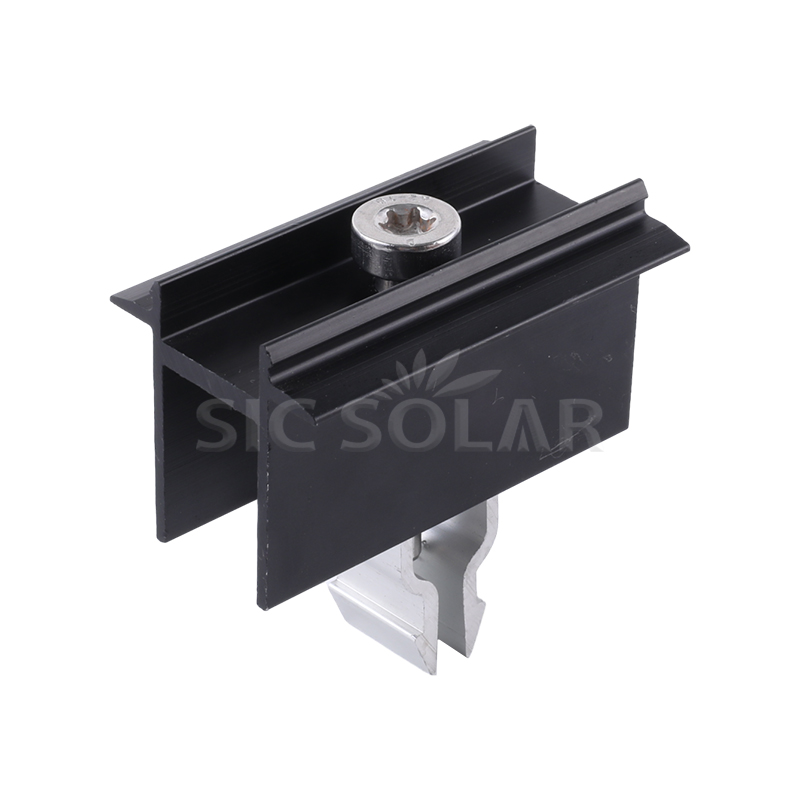 Pinces centrales universelles pour panneaux solaires